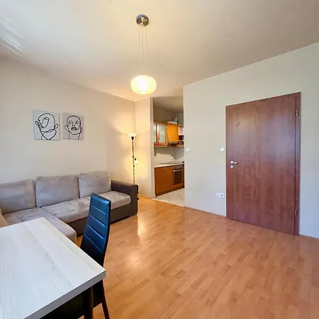 Apartamento Aurora - 2 Bedroom With Terrace In *