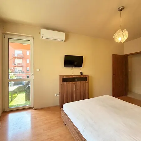 Apartamento Aurora - 2 Bedroom With Terrace In